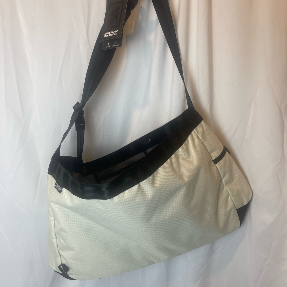 Chrome Industries Newspaper Bag in White and Black